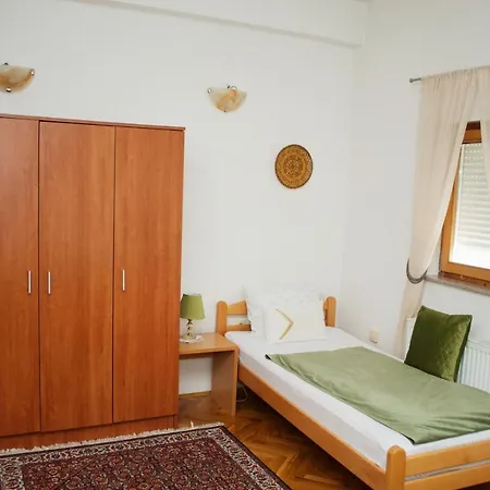 Apartment Orient *