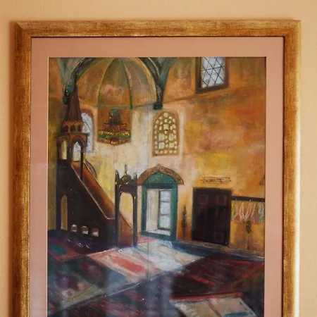 Orient מוסטר
